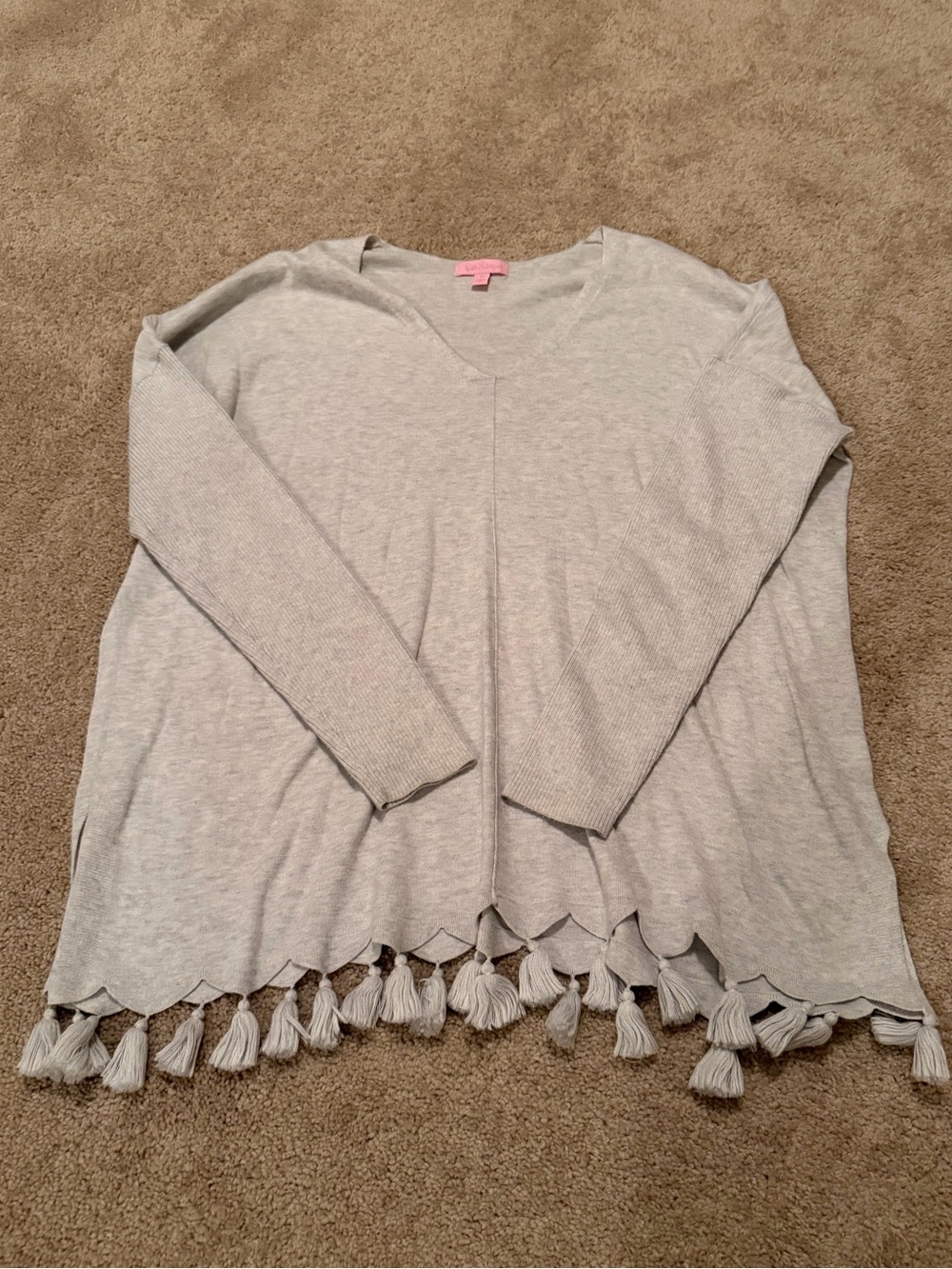 Lilly Pulitzer Ferrera Tassel Sweater V-neckline Fringe Medium